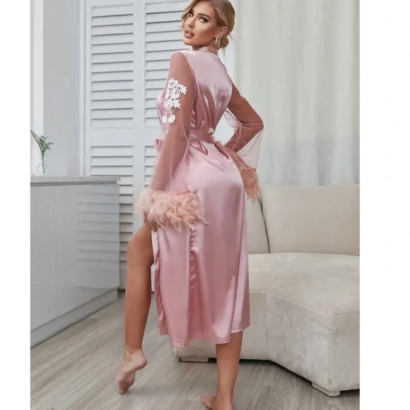 Fuzzy Cuff Sleeve Belted Lace Robe 💎 - Picture 2 of 6